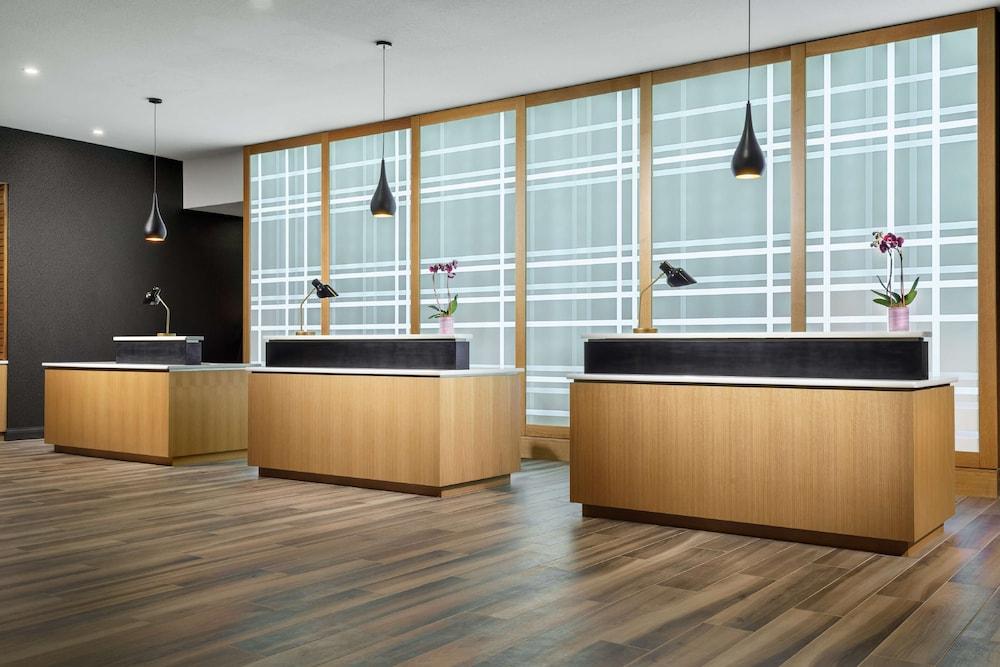 DoubleTree by Hilton Colorado Springs