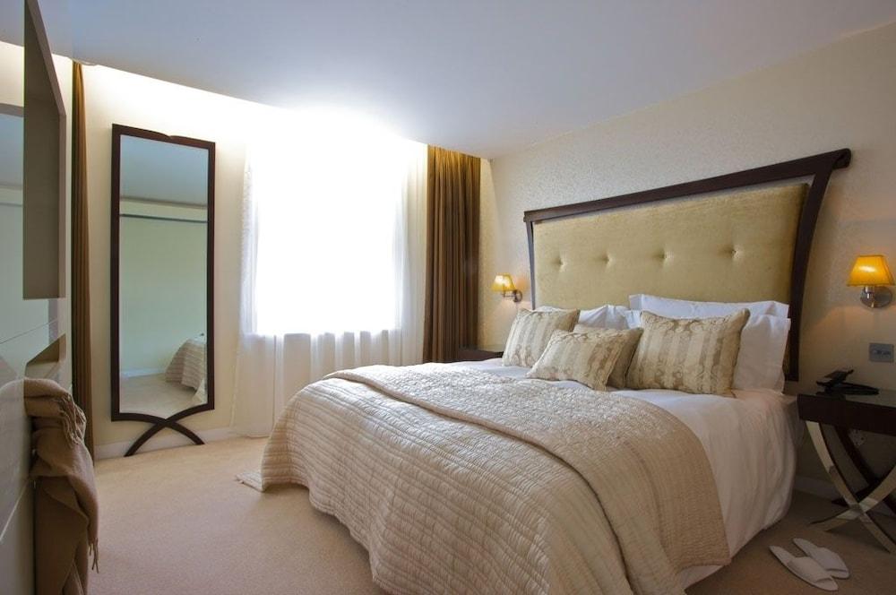 Ten Manchester Street