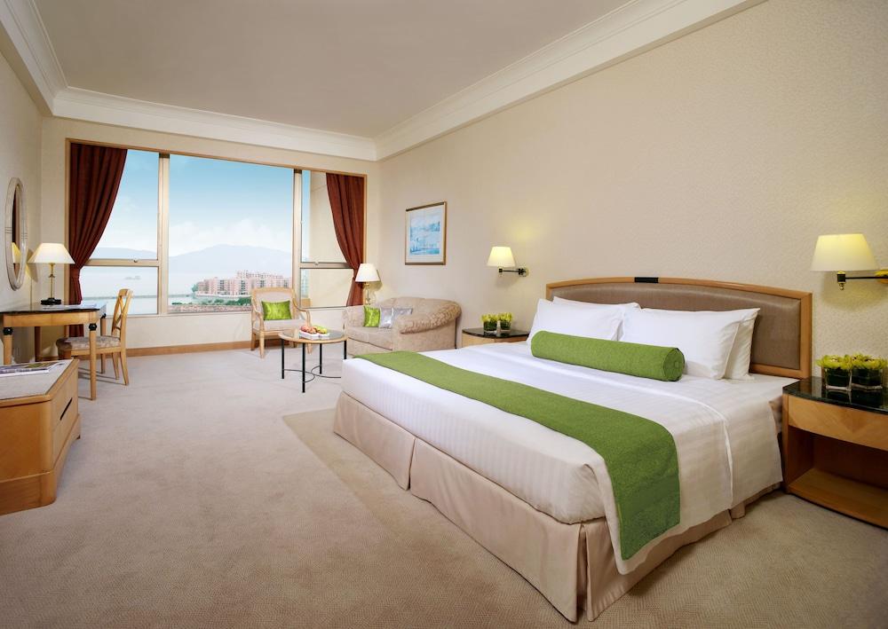 Hong Kong Gold Coast Hotel