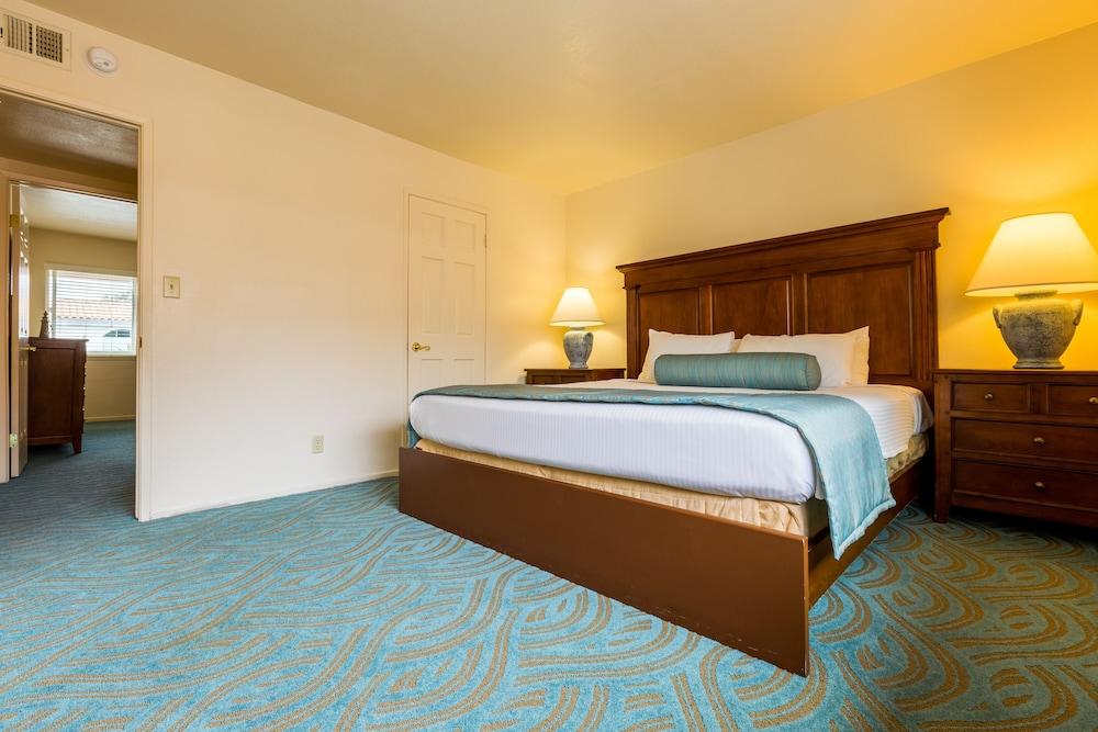 Channel Island Shores