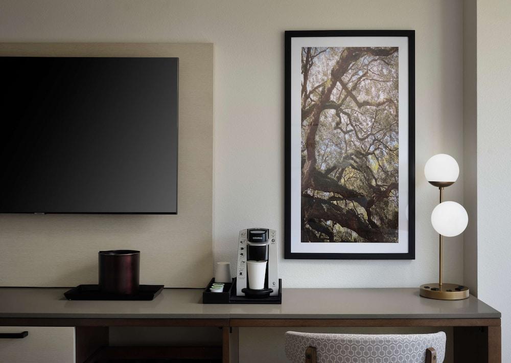 Sonesta Irvine John Wayne Airport