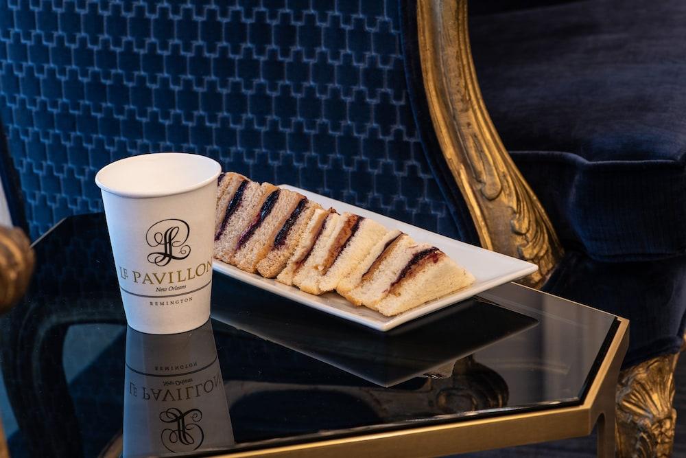 Le Pavillon, New Orleans, a Tribute Portfolio Hotel by Marriott