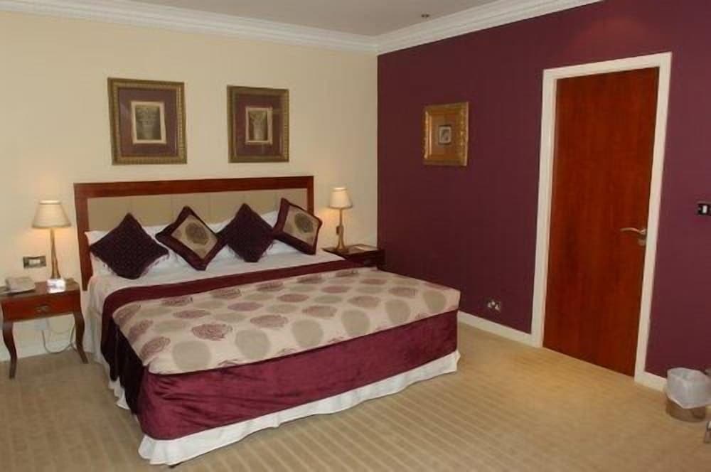 The Wild Pheasant Hotel & Spa