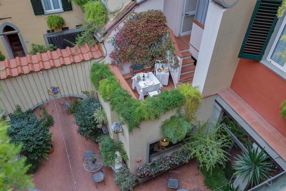 Rivoli Boutique Hotel