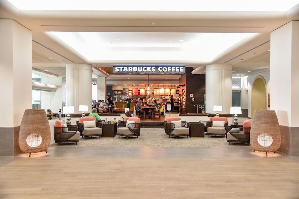 Ala Moana Hotel by Mantra