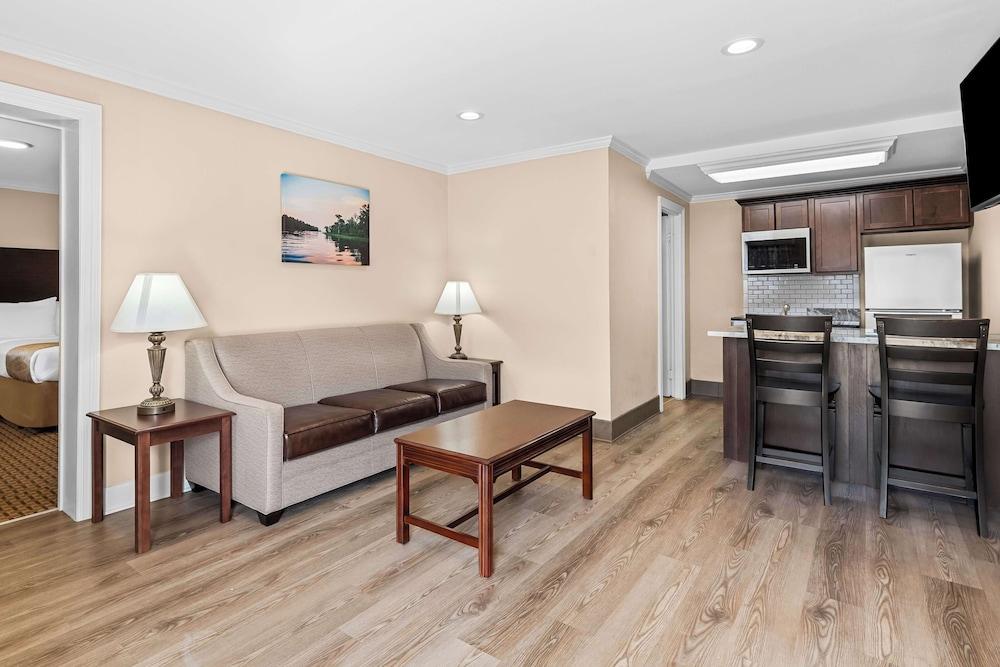 Best Western Forest Inn