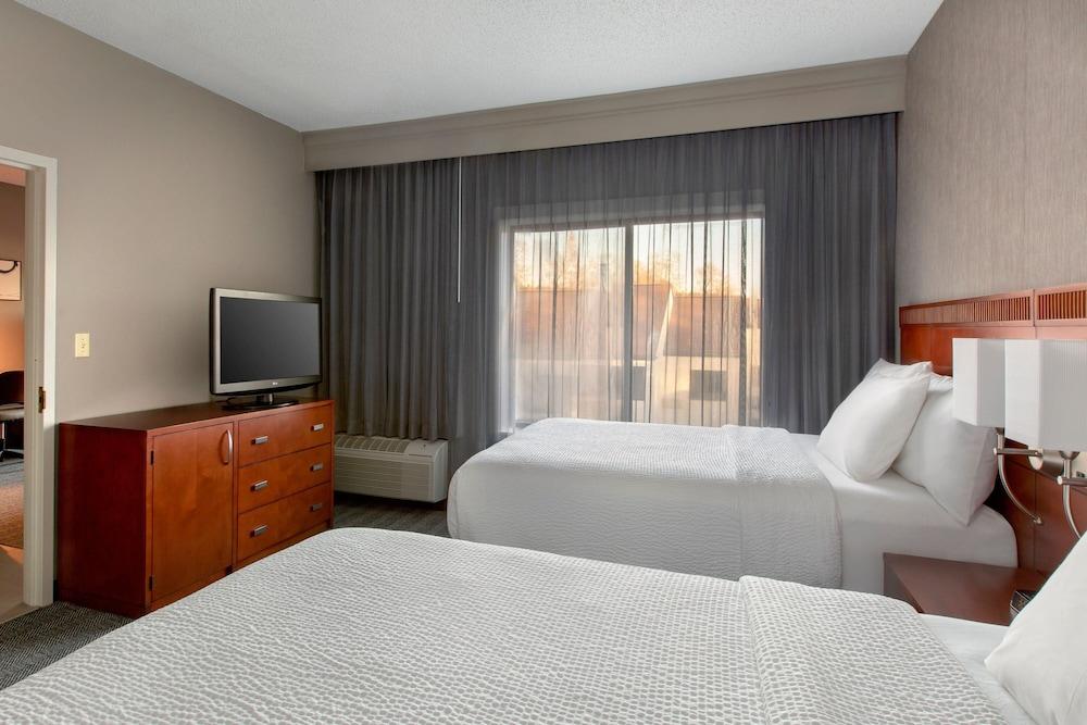 Courtyard by Marriott Tarrytown Westchester County