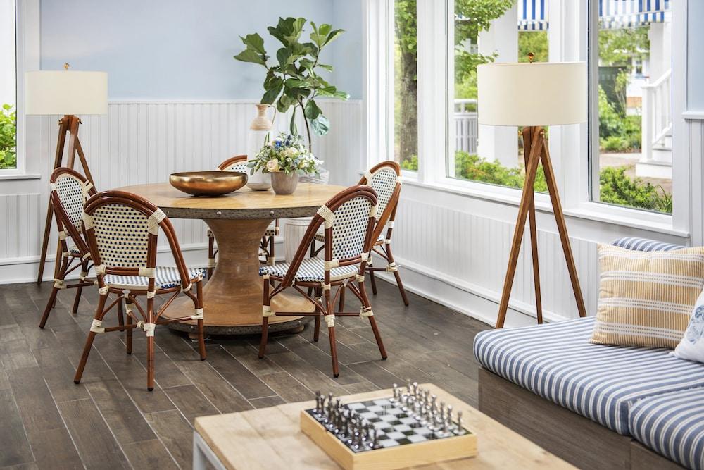 Sea Crest Beach Resort