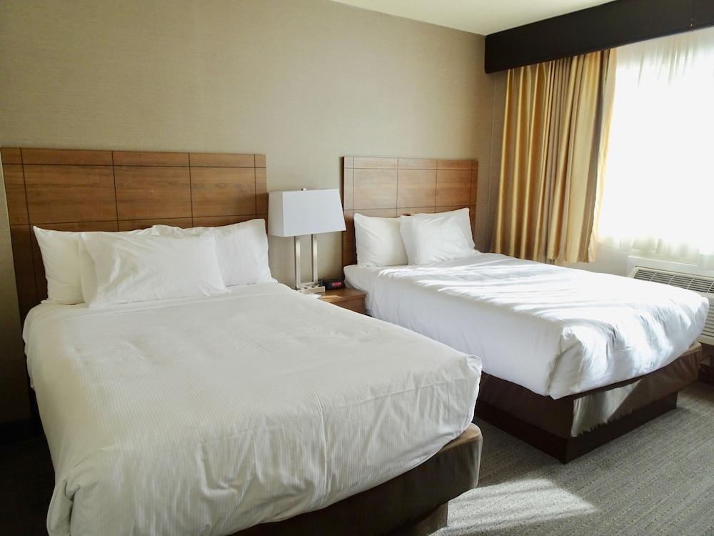 Quality Hotel Dorval