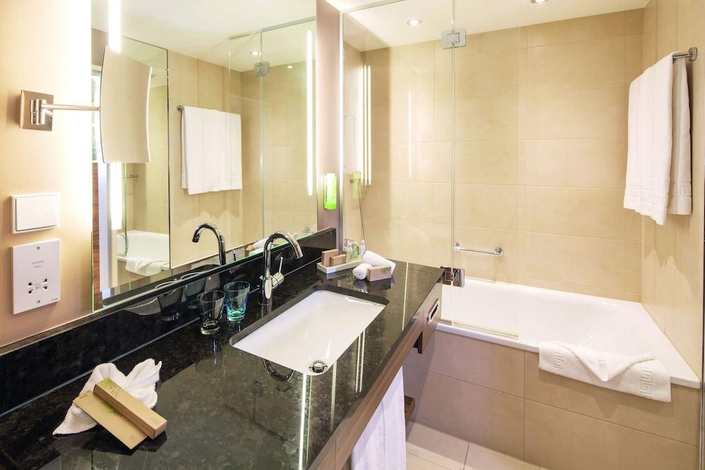 Mövenpick Hotel Geneva