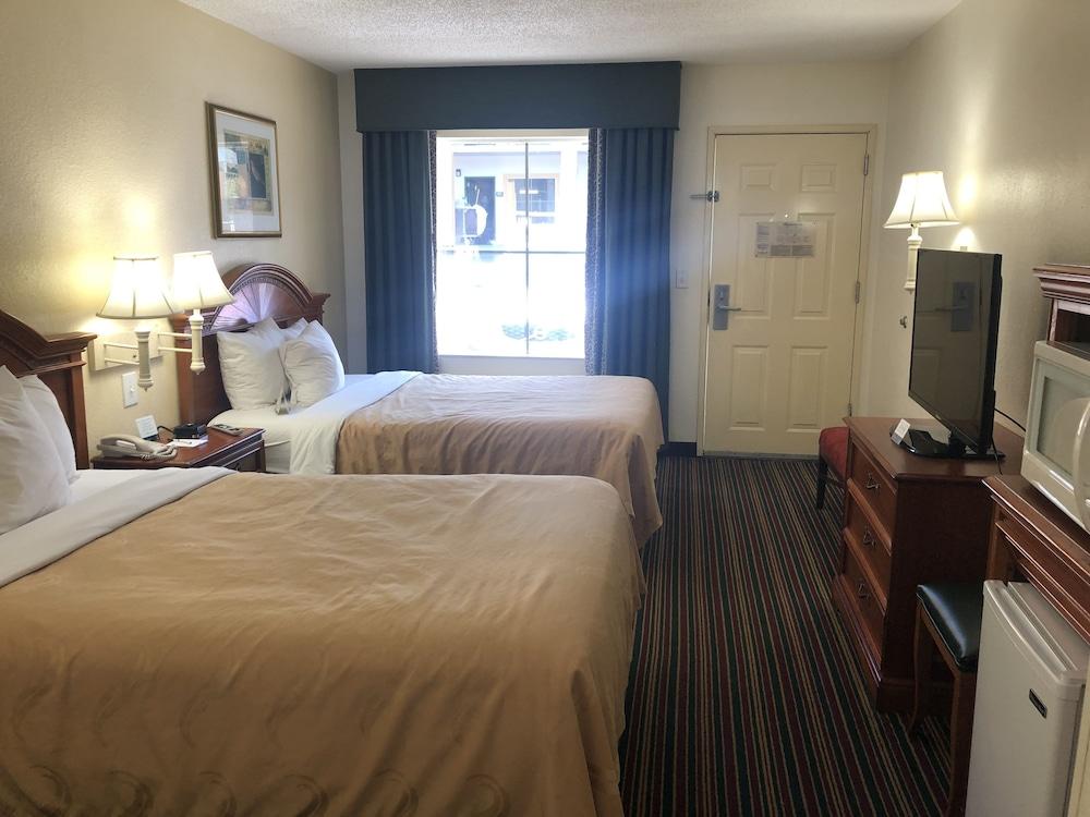 Quality Inn & Suites Biltmore East
