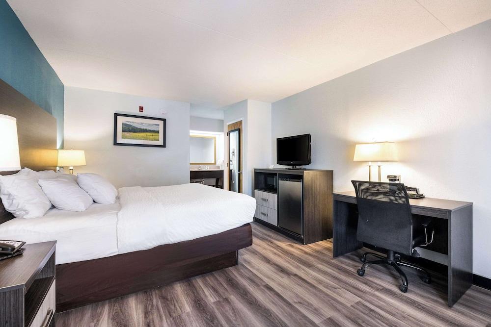 Clarion Inn Cleveland near University