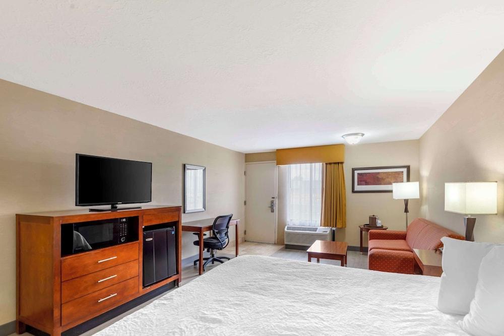 Best Western CottonTree Inn