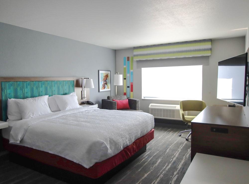 Hampton Inn Lead
