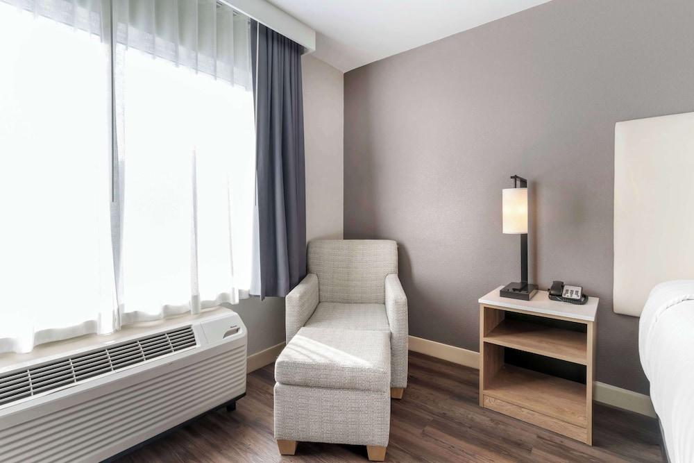 Best Western Plus Rancho Cordova Inn