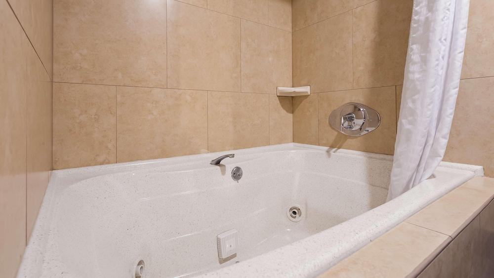 Royal Sun Hotel & Suites