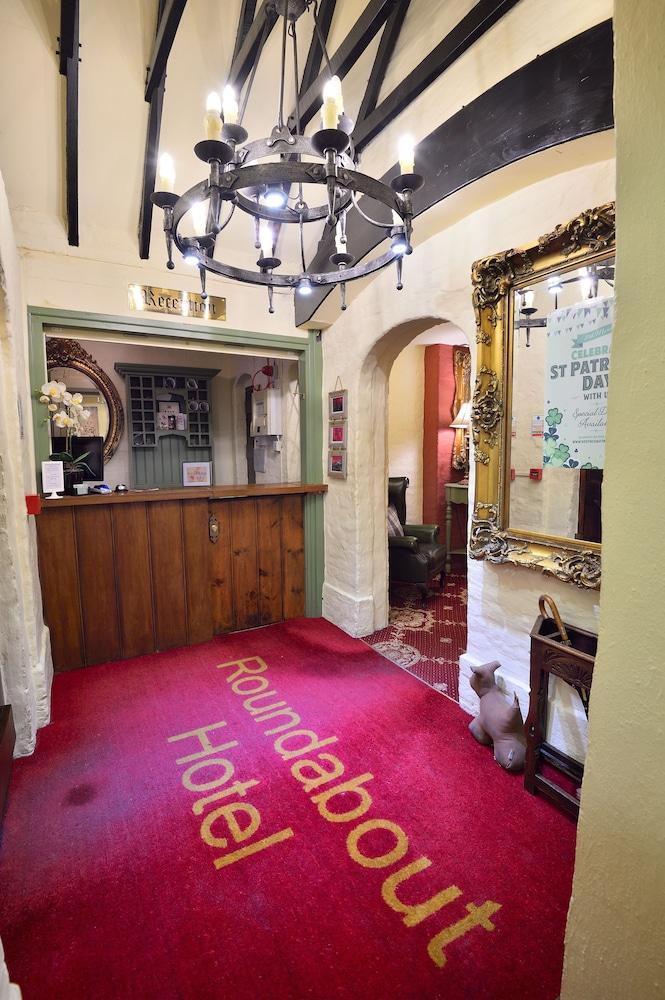 The Roundabout Hotel