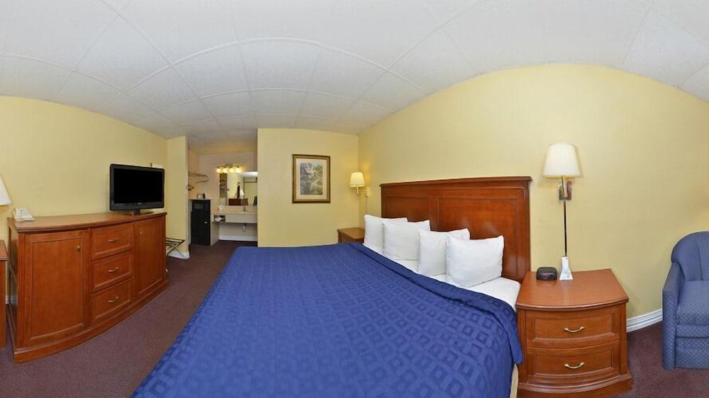 Americas Best Value Inn Hillsboro