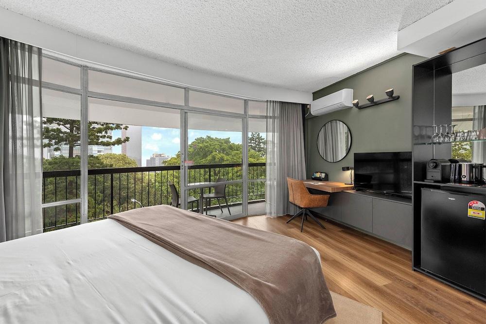 Madison Hotel Tower Mill