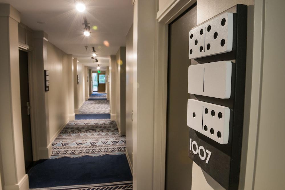 Chaminade Resort & Spa