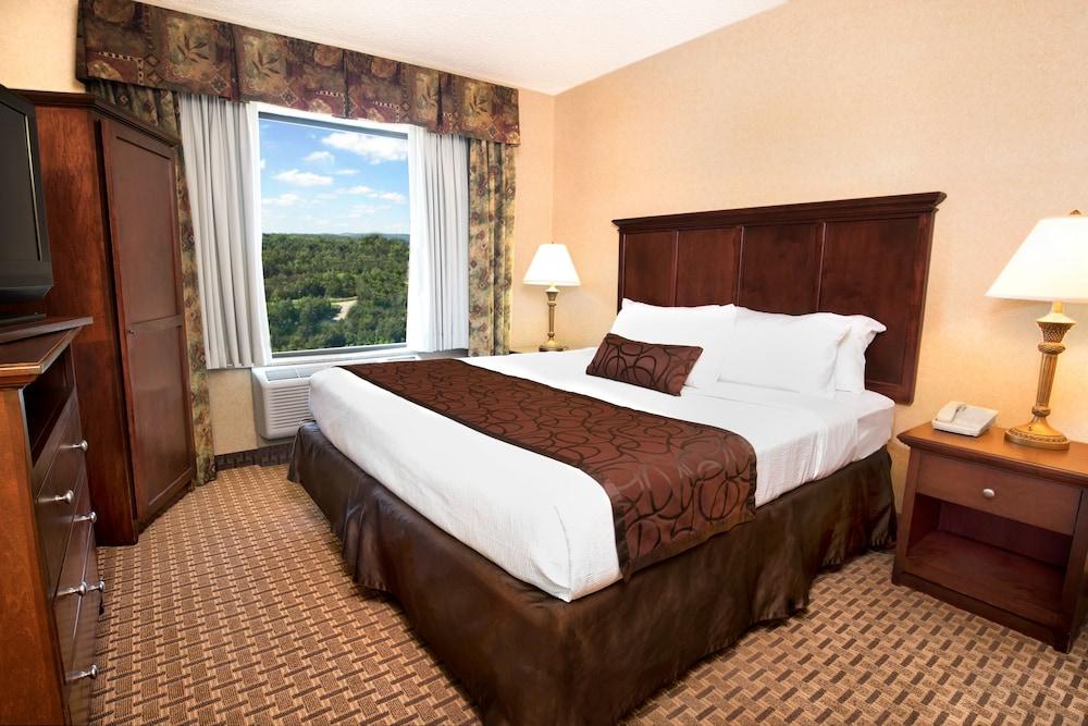 Grand Plaza Hotel Branson