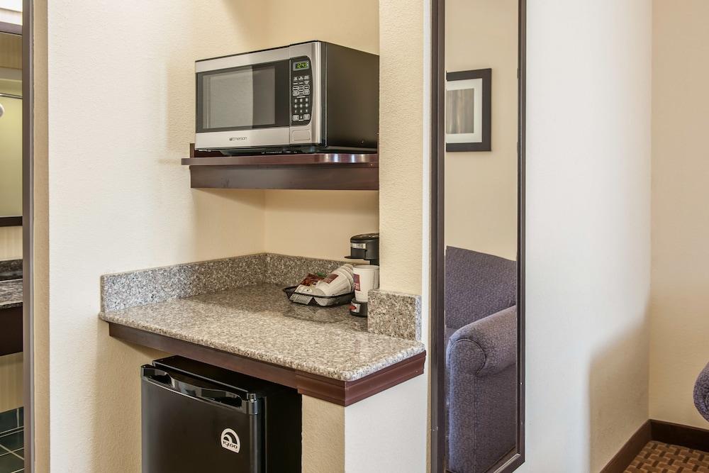 SureStay by Best Western Marion