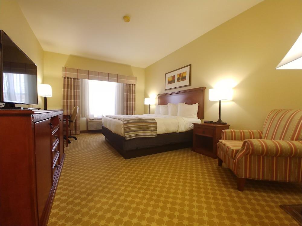 Country Inn & Suites by Radisson, Freeport, IL