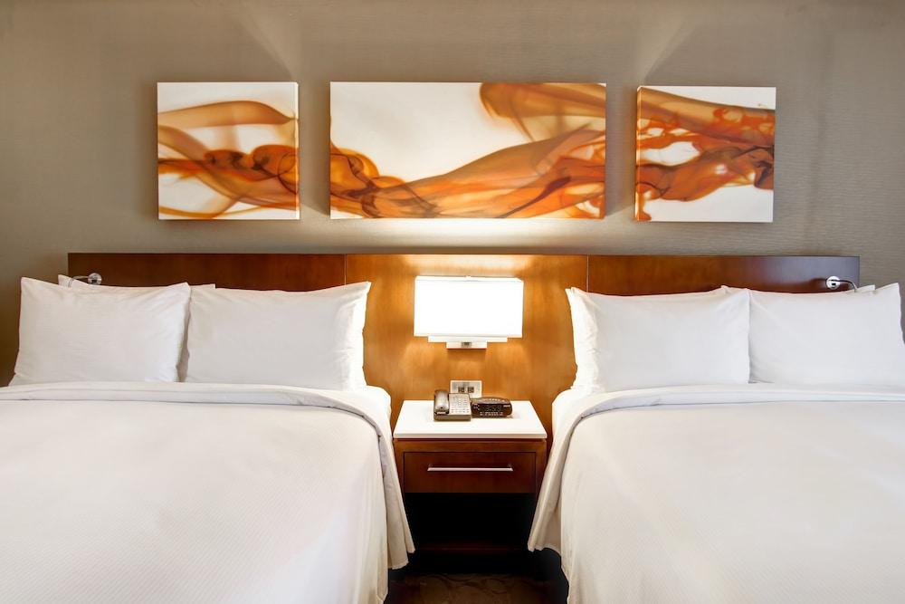 Hilton Mississauga/Meadowvale