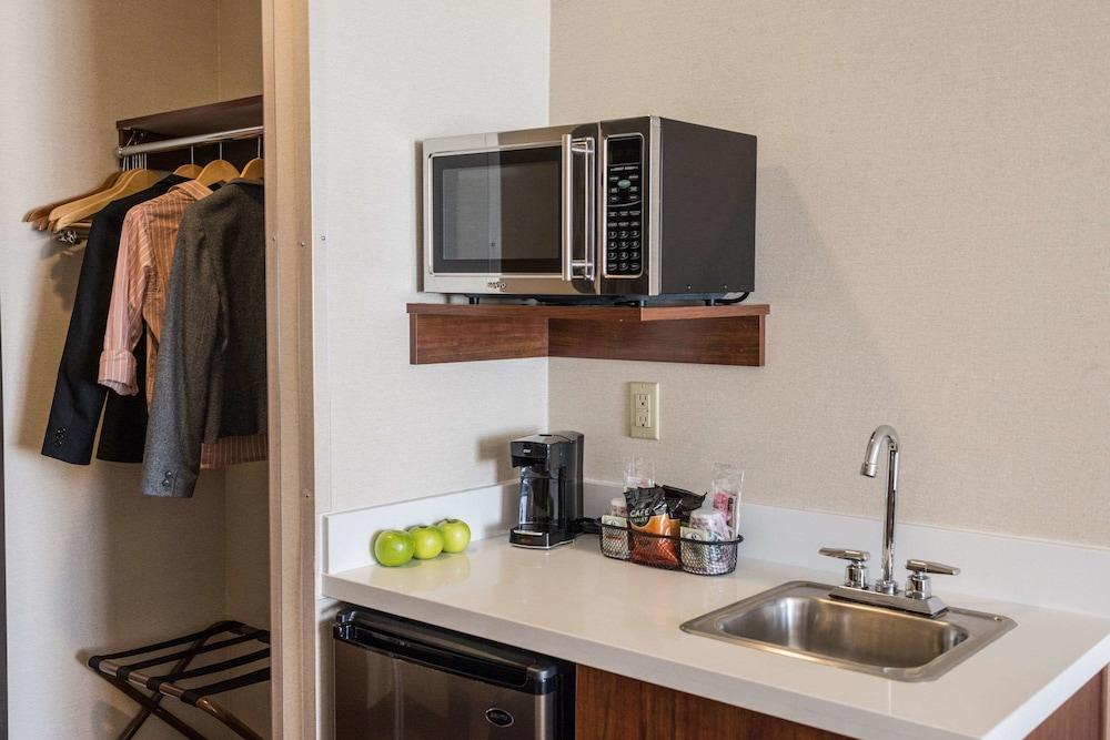 Comfort Suites Springfield-Eugene