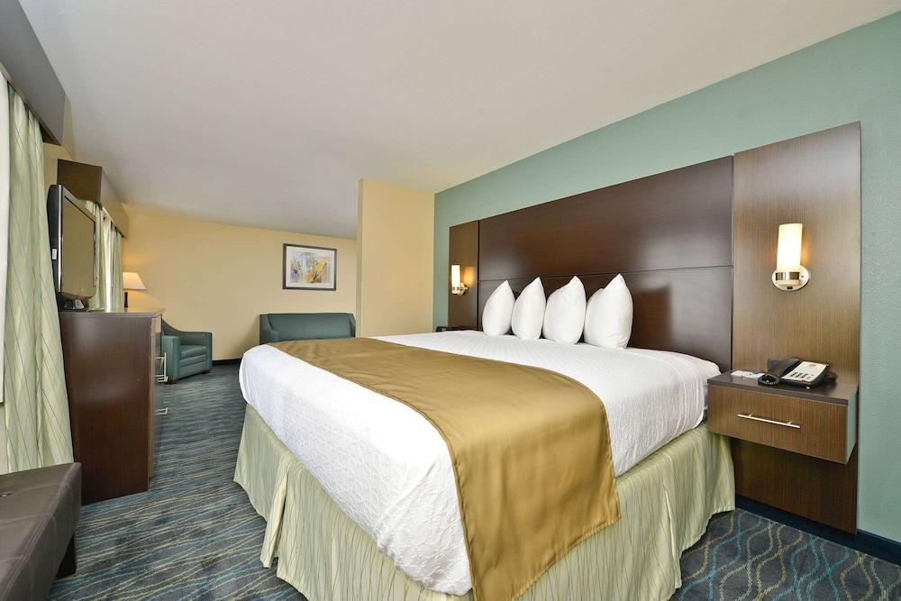 Baymont by Wyndham Marion, OH