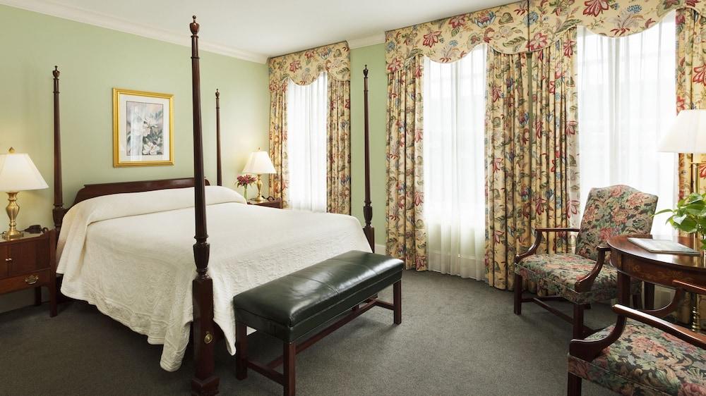 Planters Inn on Reynolds Square