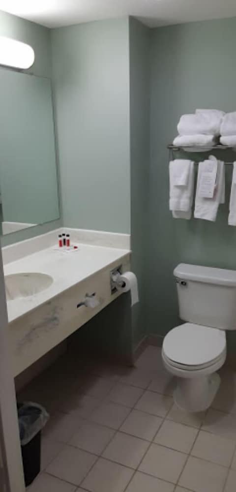 Ramada by Wyndham Saco/Old Orchard Beach Area