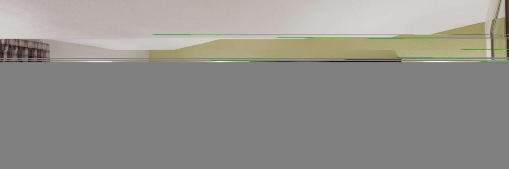 Quality Inn & Suites Quincy - Downtown