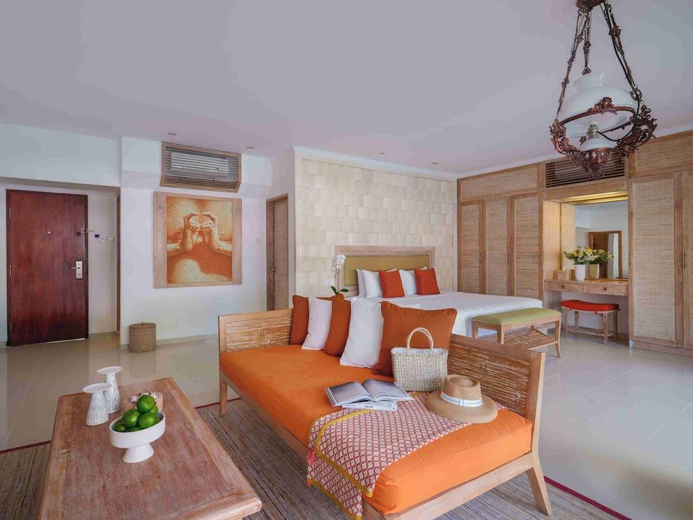 Blu-Zea Resort by Double-Six