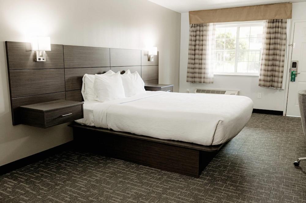Quality Inn & Suites Lathrop - South Stockton