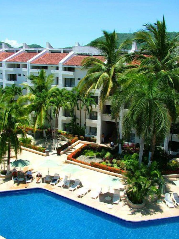 Ixtapa Palace Resort