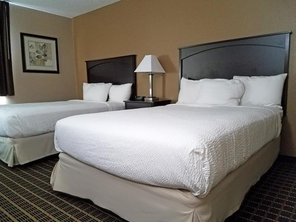 Americas Best Value Inn & Suites Bismarck