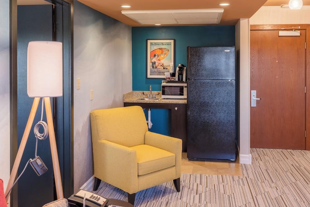 The Boulevard Inn & Bistro