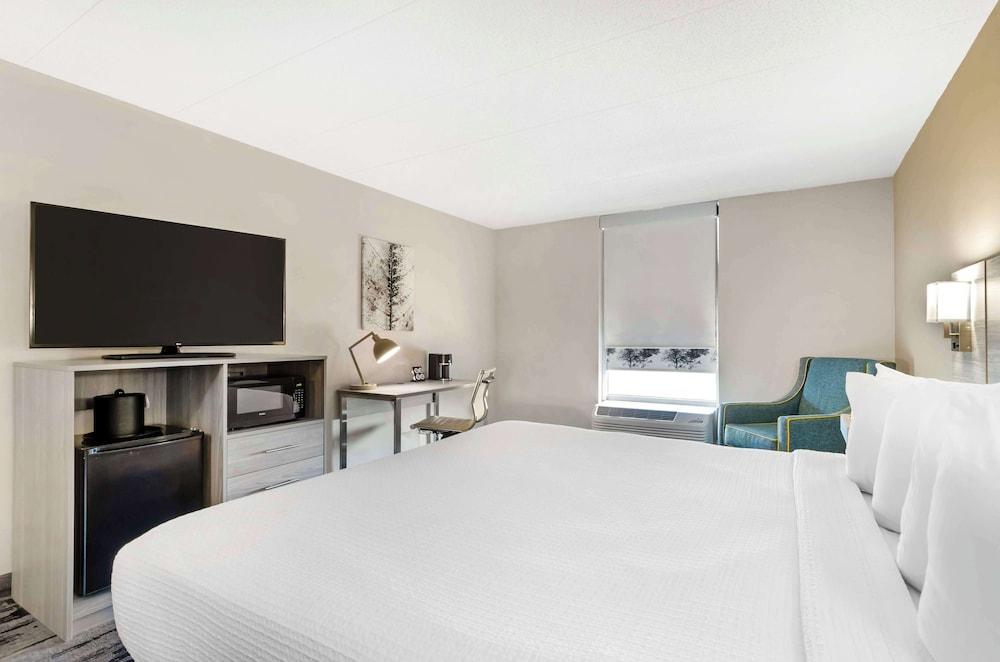 Best Western Plus Beckley Inn