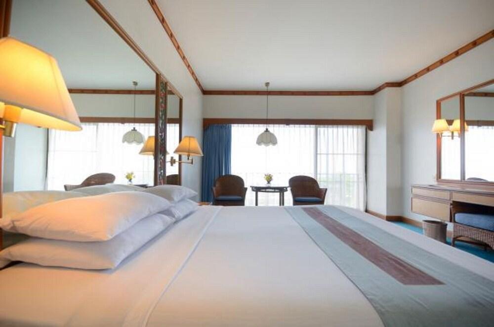 The Imperial Pattaya Hotel