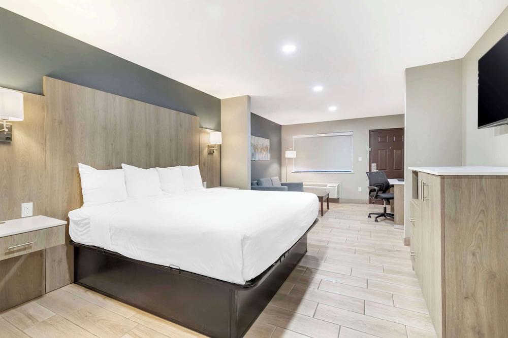 Best Western Plus Edinburg Inn & Suites