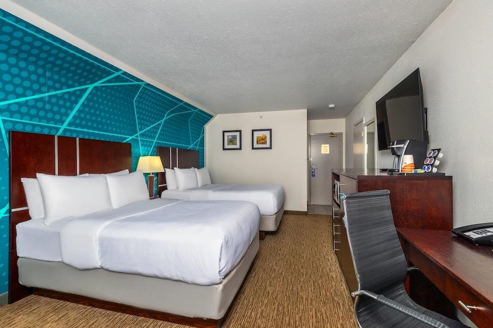 Comfort Inn And Suites