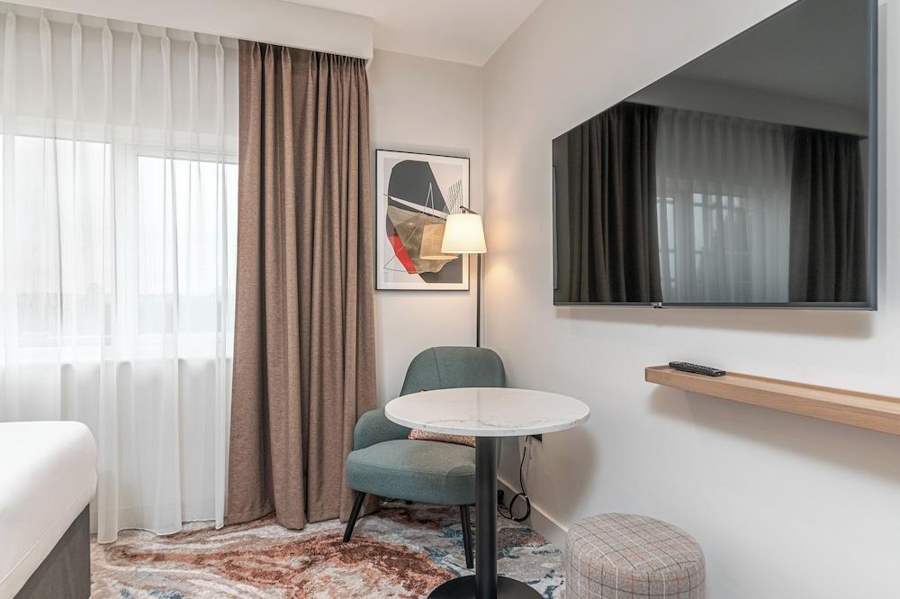 voco Rockingham Forest Corby by IHG