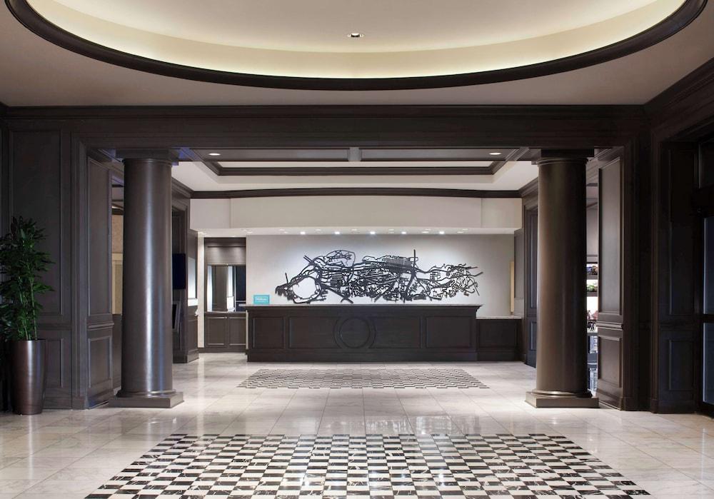 Hilton Alexandria Old Town