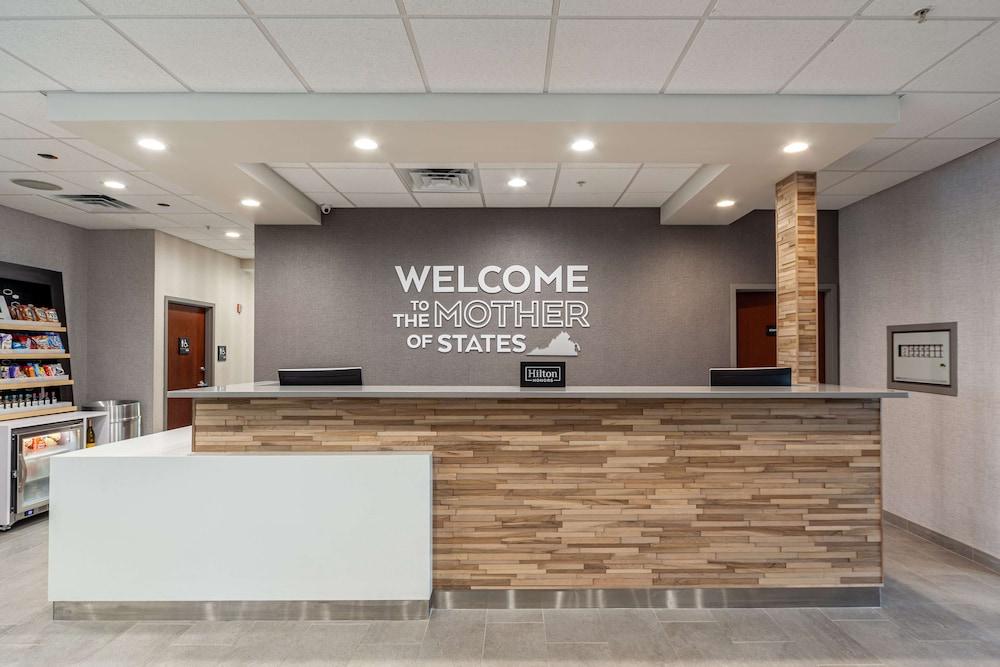 Hampton Inn Winchester N/Conference Center, VA