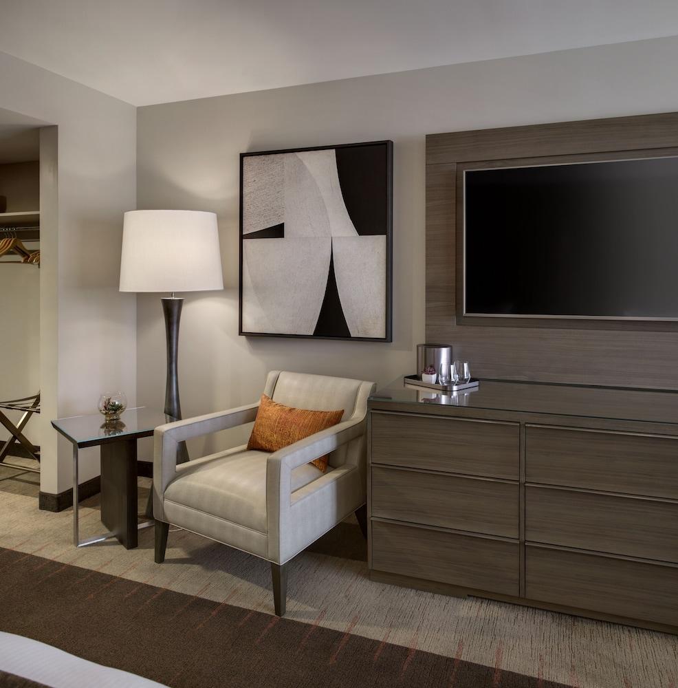 Santa Fe Station Hotel & Casino