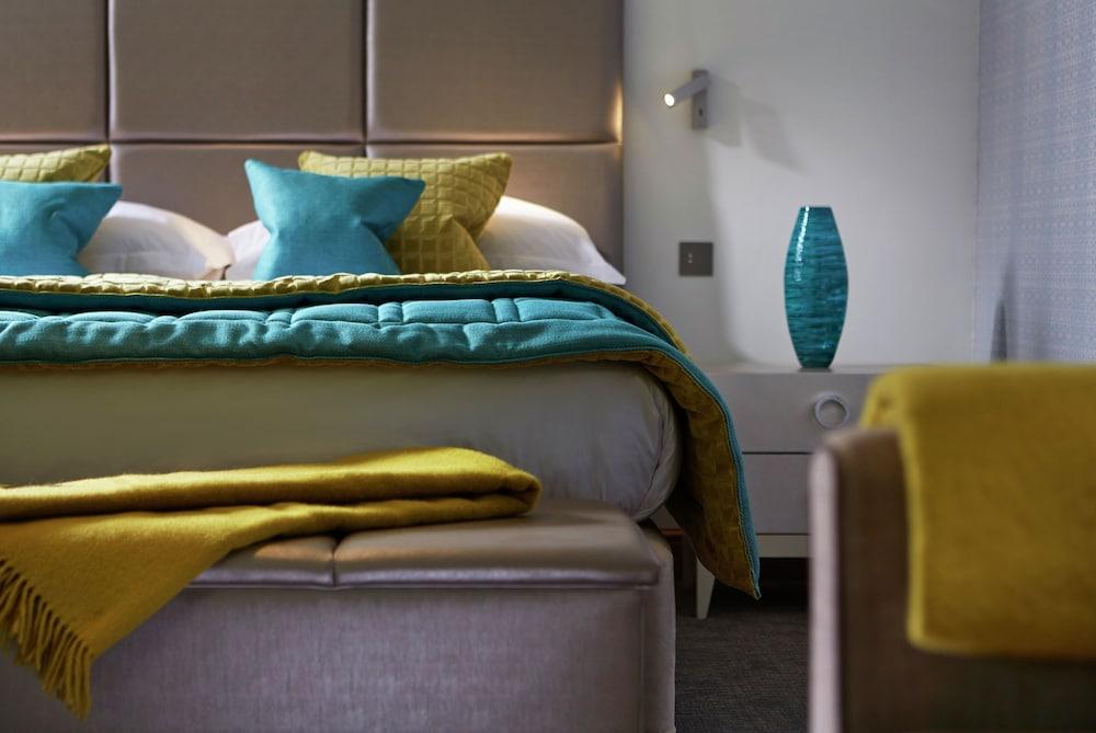 Alexander House And Utopia Spa