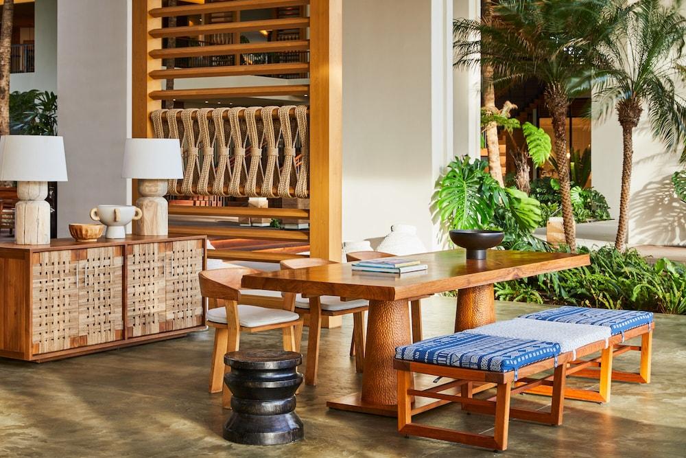 Mauna Lani, Auberge Collection