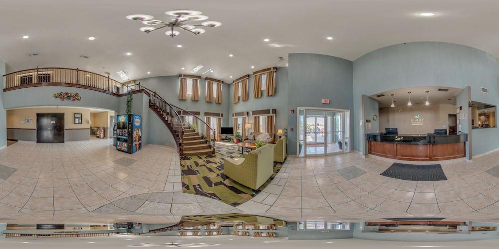 Quality Inn & Suites Terrell