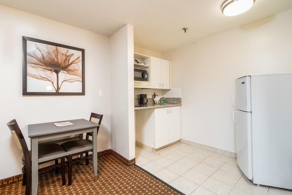 Siegel Select Bartlett Extended Stay in Tennessee